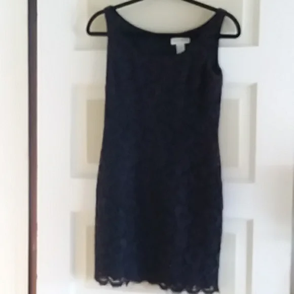 chinese dress ladies Karen Kane Women's Scalloped Lace Cocktail Dress - Blue